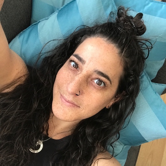 Meet your Posher, Samantha - Picture 1 of 1